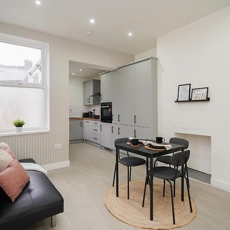 Charlotte House, Entire Private House, Close To City Centre, Wifi Sheffield Buitenkant foto