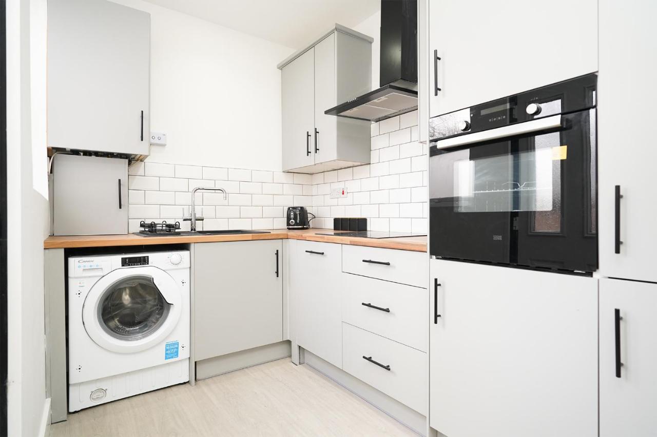 Charlotte House, Entire Private House, Close To City Centre, Wifi Sheffield Buitenkant foto
