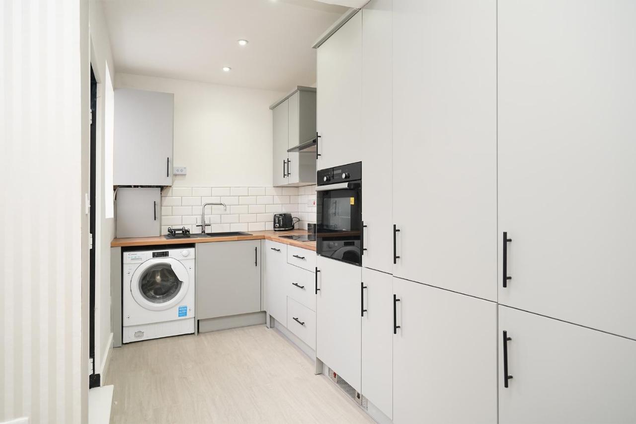 Charlotte House, Entire Private House, Close To City Centre, Wifi Sheffield Buitenkant foto