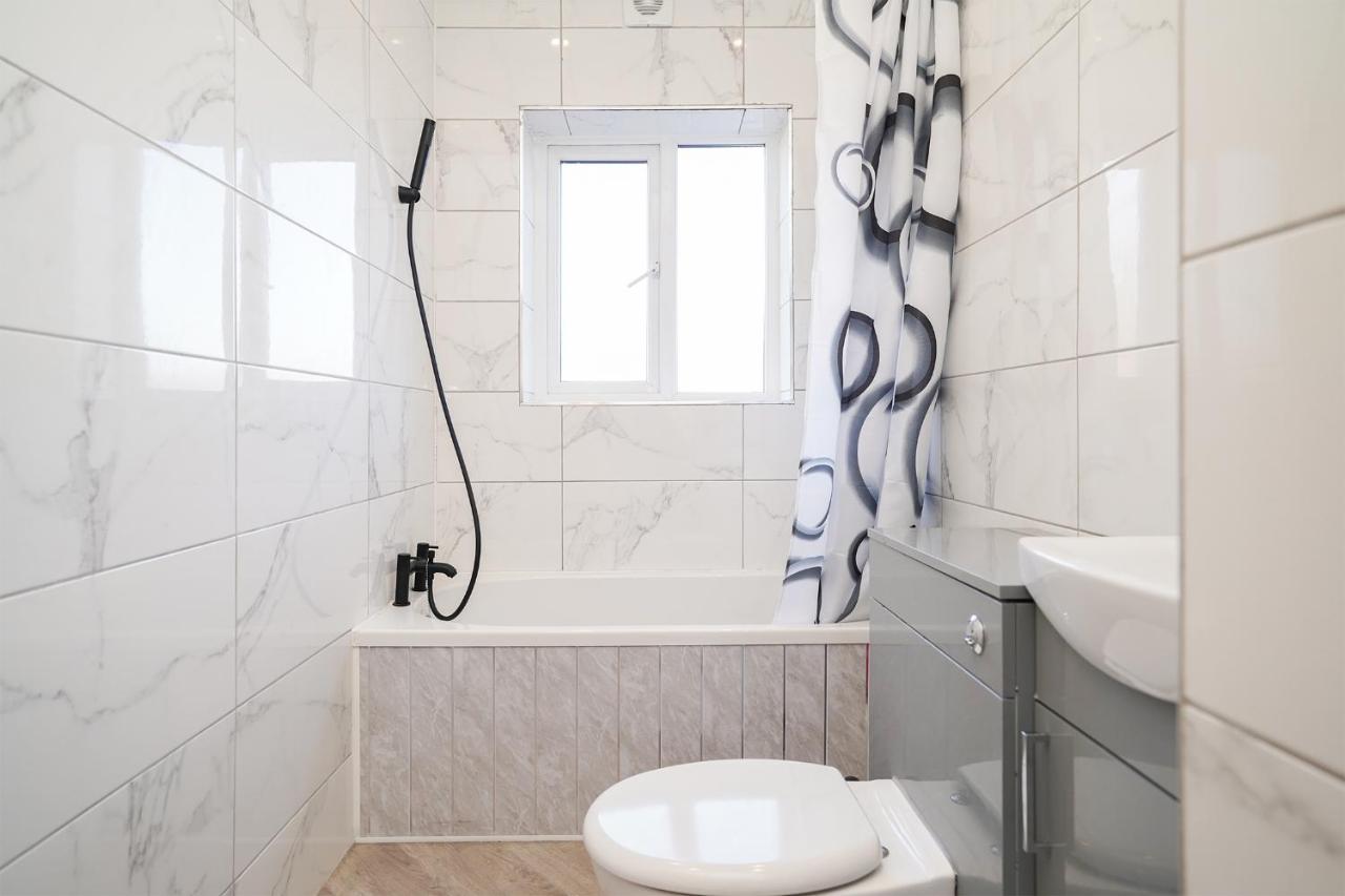 Charlotte House, Entire Private House, Close To City Centre, Wifi Sheffield Buitenkant foto