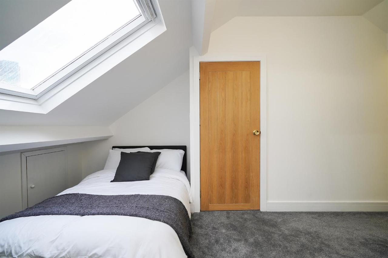 Charlotte House, Entire Private House, Close To City Centre, Wifi Sheffield Buitenkant foto