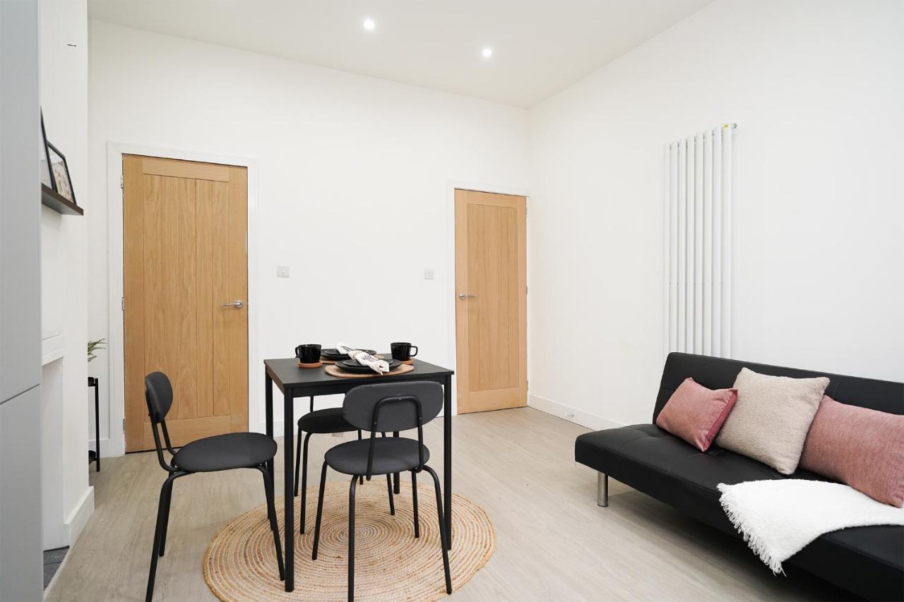 Charlotte House, Entire Private House, Close To City Centre, Wifi Sheffield Buitenkant foto